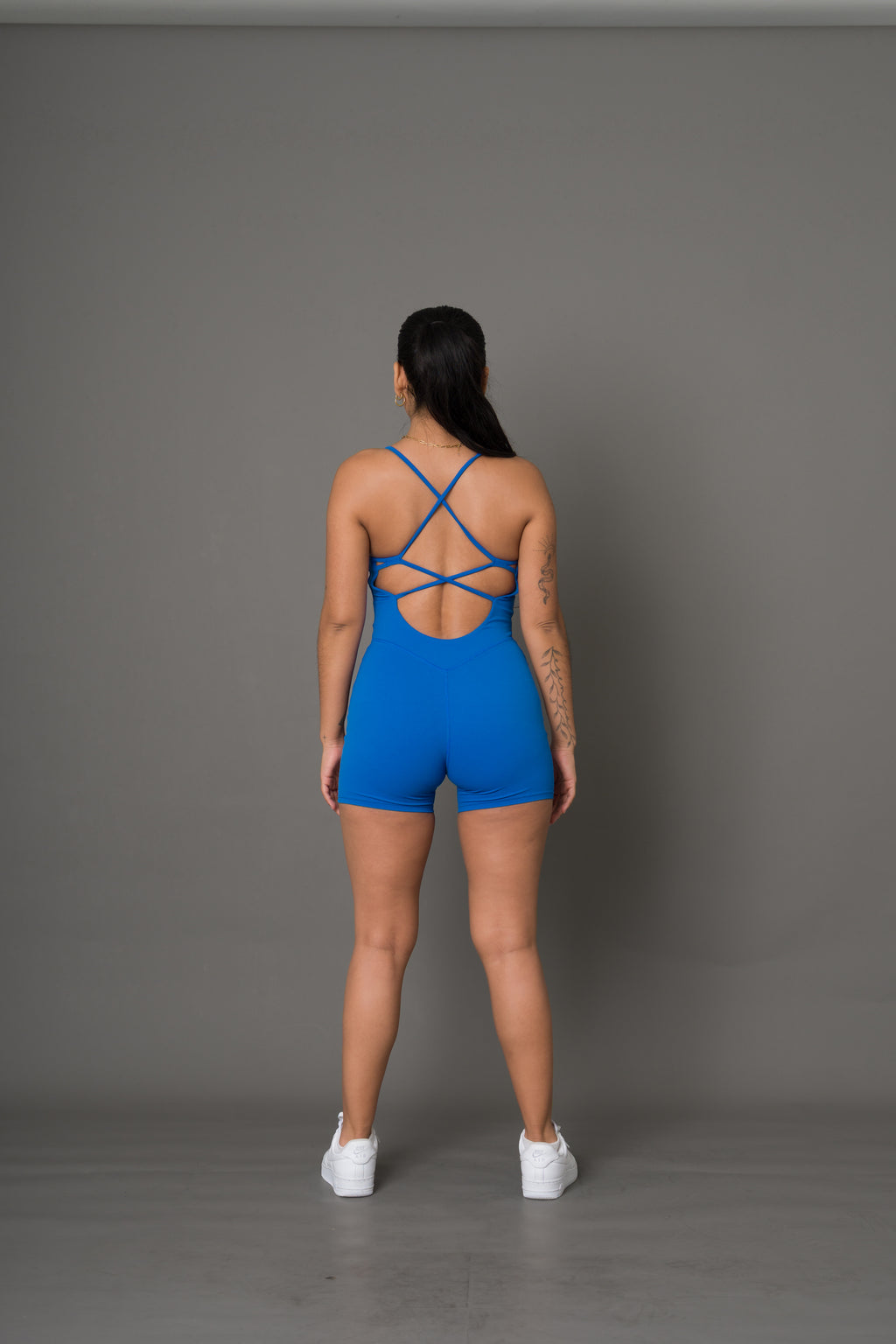 Enterizo short espalda cruzada azul